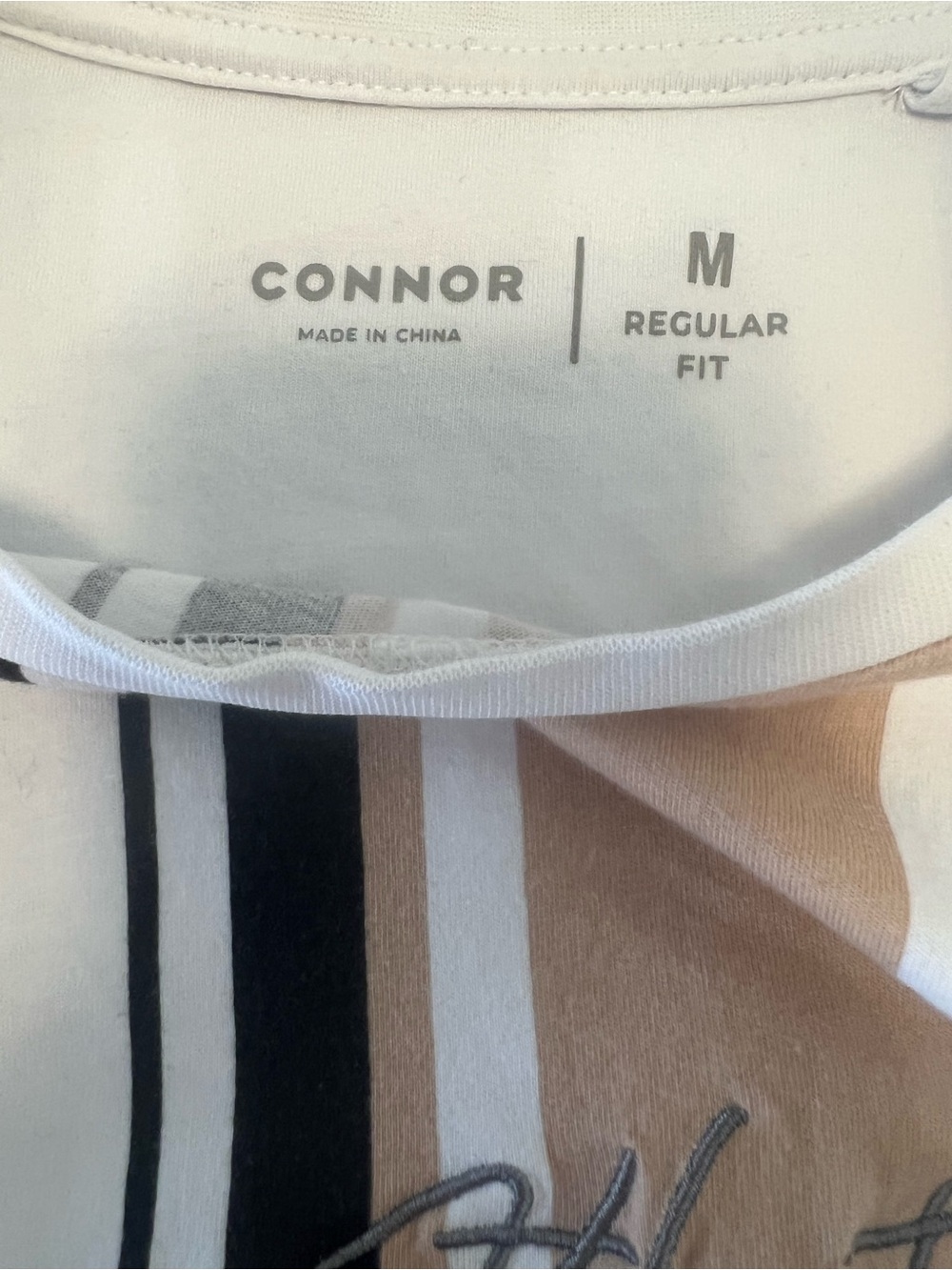 Connor Vertical Stripe T-Shirt Men’s Size M | White Tan Black Crew Neck Casual - Picture 2 of 9